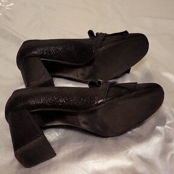 Roberto Festa Milano Black Leather Chain Pumps Size 6 - Picture 7 of 7